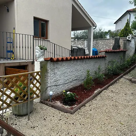 Vila Emily ヴィラ Peruški
